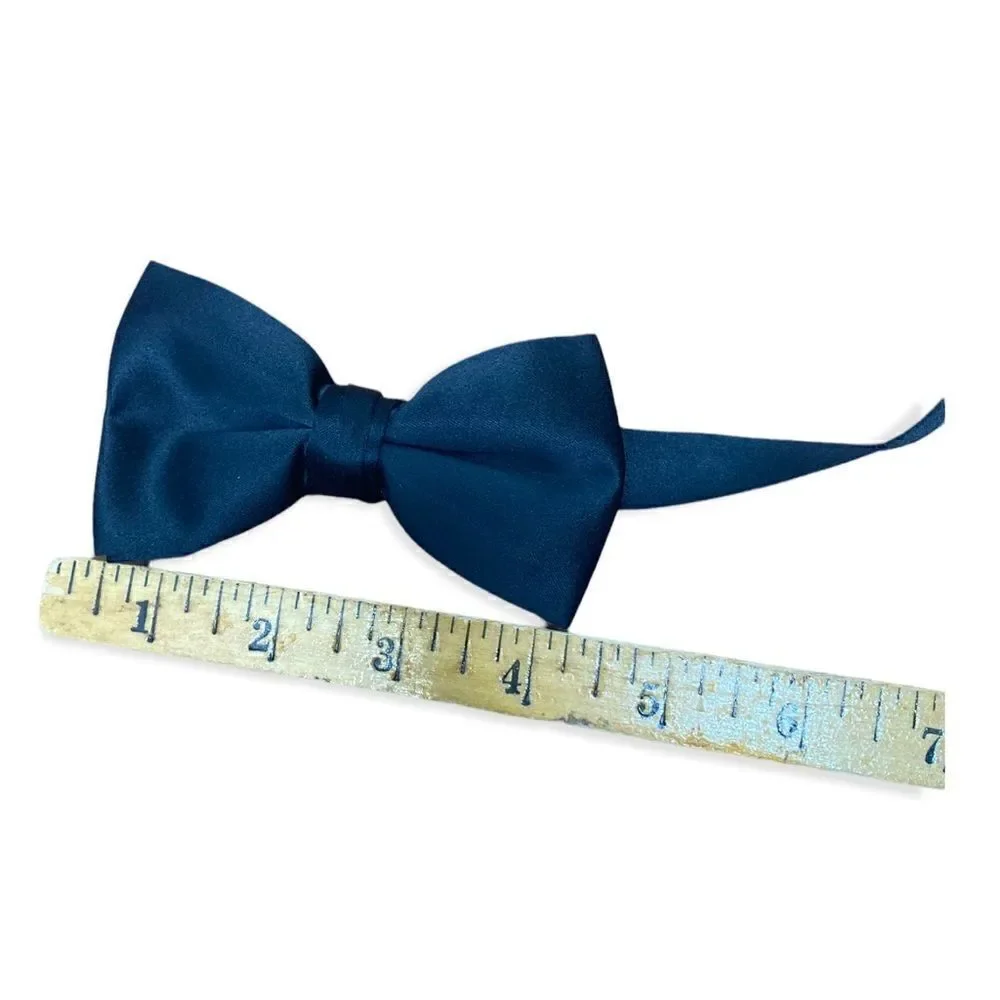 Tuxedo Park black adjustable bow tie excellent condition